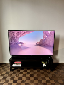 Samsung QE55Q70T + Soundbar HW-T650 (2 foto / 4)