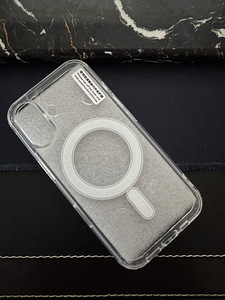 iPhone 16 чехол (1 фото из 1)