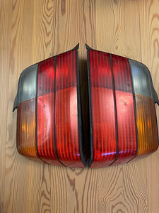 BMW E36 sedaan tagatuled OE (1 foto / 8)