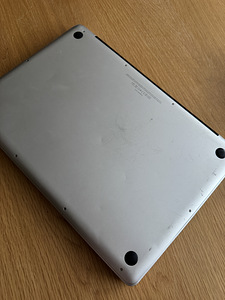 MacBook Pro 15-дюймовый (середина 2012) (4 фото из 4)