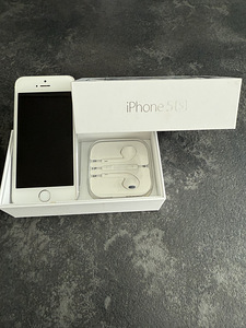 Apple iPhone 5s 16GB Silver (1 foto / 2)