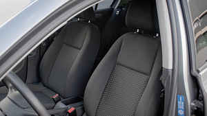 Volkswagen Golf (11 foto / 15)