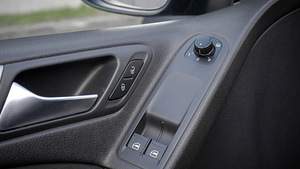 Volkswagen Golf (12 foto / 15)