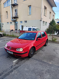 Volkswagen Golf (1 foto / 7)