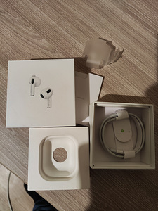 Apple AirPods 3 with MagSafe Charging Case (4 foto / 4)