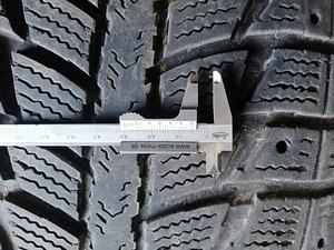 235/45/17 (2 фото из 6)