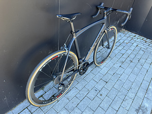 De Rosa Idol, carbon maanteeratas (2 фото из 5)