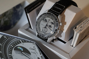 MoonSwatch Mission to EarthPhase (1 foto / 4)