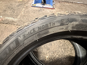 245/45/19 Michelin X-Ice North 4 7mm (2 foto / 4)