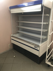 Витрина, холодильник (1 фото из 5)
