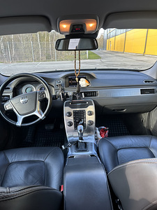 Volvo XC 70 2013 (5 foto / 10)