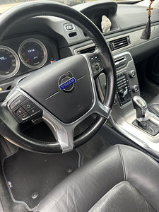 Volvo XC 70 2013 (9 foto / 10)