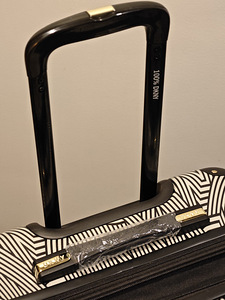 DKNY kohver M suurus 60*40*25 cm (3 foto / 5)