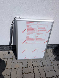 Valgustusega plakatiraam (1 foto / 1)