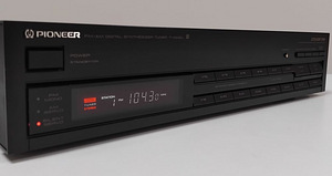 Pioneer tuner F-X440L (1 foto / 1)