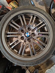 BMW M3 Style 67 taastatud veljed 8Jx18 ET47 suverehvidega (1 foto / 3)