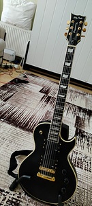 Harley Benton L-1000 elektrikitarr (2 foto / 3)