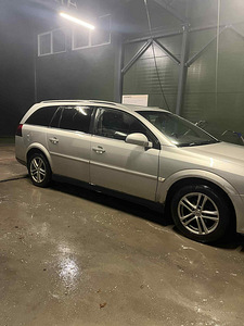 Opel Vectra (3 фото из 6)