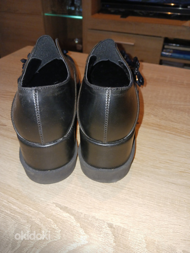 Совершенно новые туфли на платформе 37 (фото #3)