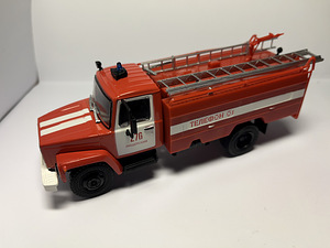 1/43 (2 foto / 3)