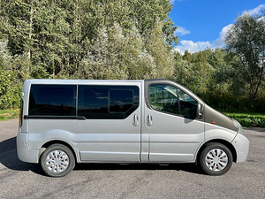 Renault Trafic 1.9 74kW 9 kohta (6 foto / 13)
