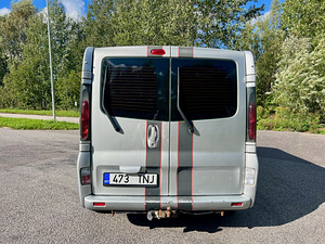 Renault Trafic 1.9 74kW 9 kohta (9 foto / 13)