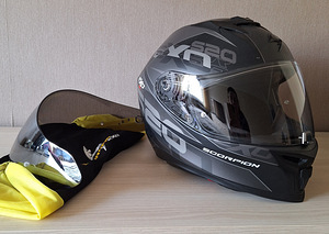 Mootorrattakiiver Scorpion EXO-520 EVO AIR / 1650 g / L (5 foto / 8)