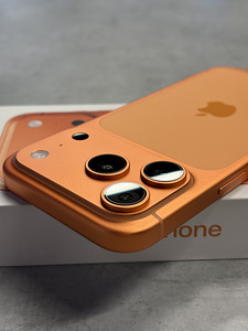 iPhone 17 Pro 256 ГБ (2 фото из 7)