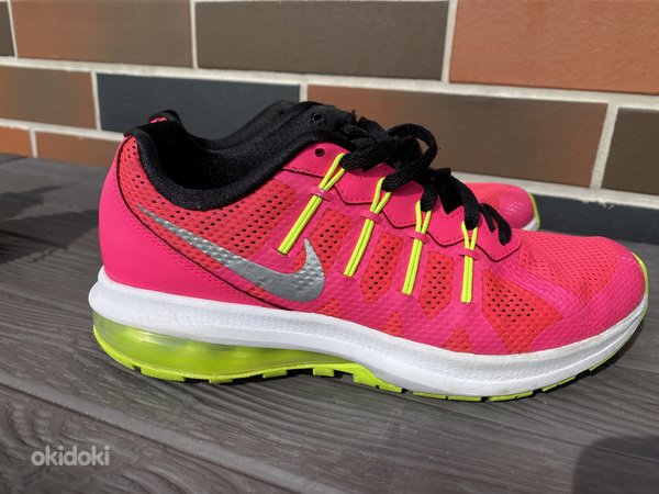 Nike s. 37,5
