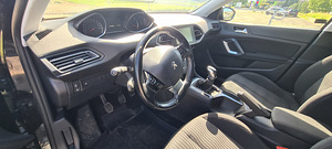 Peugeot 308 (3 фото из 9)