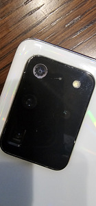 Samsung Galaxy S20 ultra (2 foto / 3)