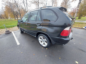 Продается BMW x5 2002 3,0 135kw. (5 фото из 5)
