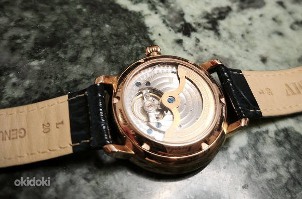 Frederique Constant Moonphase Manufacture Slimline kellad