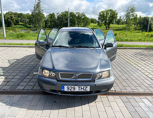 Volvo v40 1.9 tdi 85кВт. мануал (9 фото из 15)