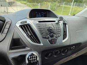 Ford Tourneo Custom 2.2 114kw (2 foto / 10)