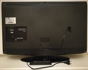 Samsung LE32E420E2W LCD TV 32" (3 foto / 5)