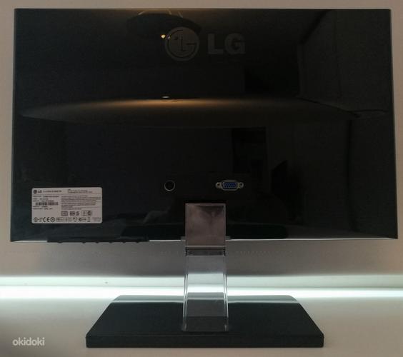 LG Flatron E1960S-PN 19" LED LCD monitor (foto #2)