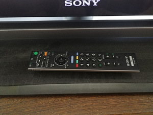 Sony BRAVIA KDL-52W4000 52" Full HD W-series LCD TV (7 foto / 7)