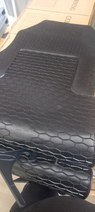 Kummimatid Toyota Rav4 (2019-2023) (2 foto / 5)