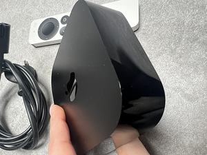 Apple TV (3 поколение) модель a2843 (2 фото из 2)