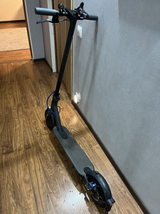 Tõukeratas Xiaomi Mi electric Scooter 3 (1 foto / 5)