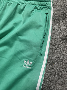 Adidas spordipüksid (treeningpüksid) (4 foto / 4)
