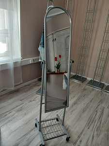 Peegel ratastel (2 foto / 6)