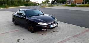 Hyundai Coupe (3 foto / 9)