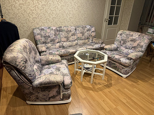 Diivan ja 2 tugitooli Rootsi stiilis (2 foto / 2)