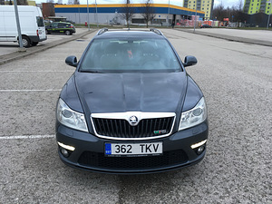 Škoda octavia VRs 2010 2.0 CR diisel 125kw (10 foto / 12)