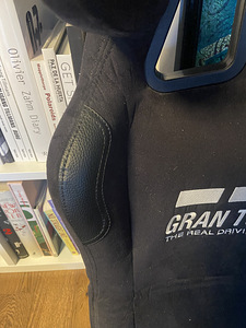 Playseat Gran Turismo + shifter mount (5 foto / 6)