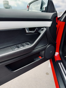 AUDI S4 CABRIO V8 4.2 (10 foto / 12)