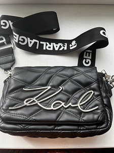 Karl Lagerfeld kott ( kasutatud) (2 foto / 7)