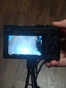 Panasonic Lumix DMC-TZ60, must (2 foto / 2)